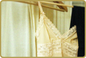 princesse tam tam fond de robe contre les robes transparentes