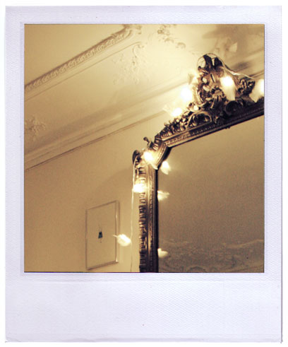 Polaroid III - Décoration d’intérieur - moulures et cheminées néo baroque Polaroid III - Décoration d’intérieur - moulures et cheminées néo baroque