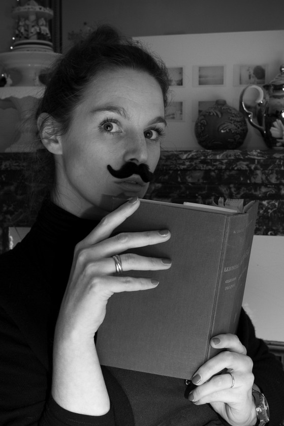 la-moustache-04
