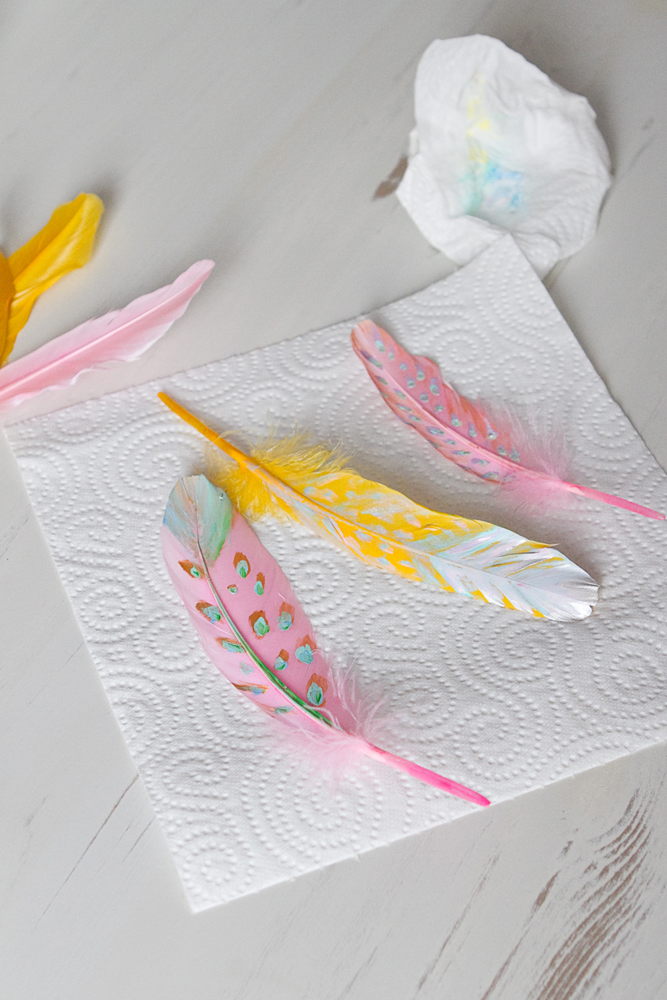 Diy painted feather 002c