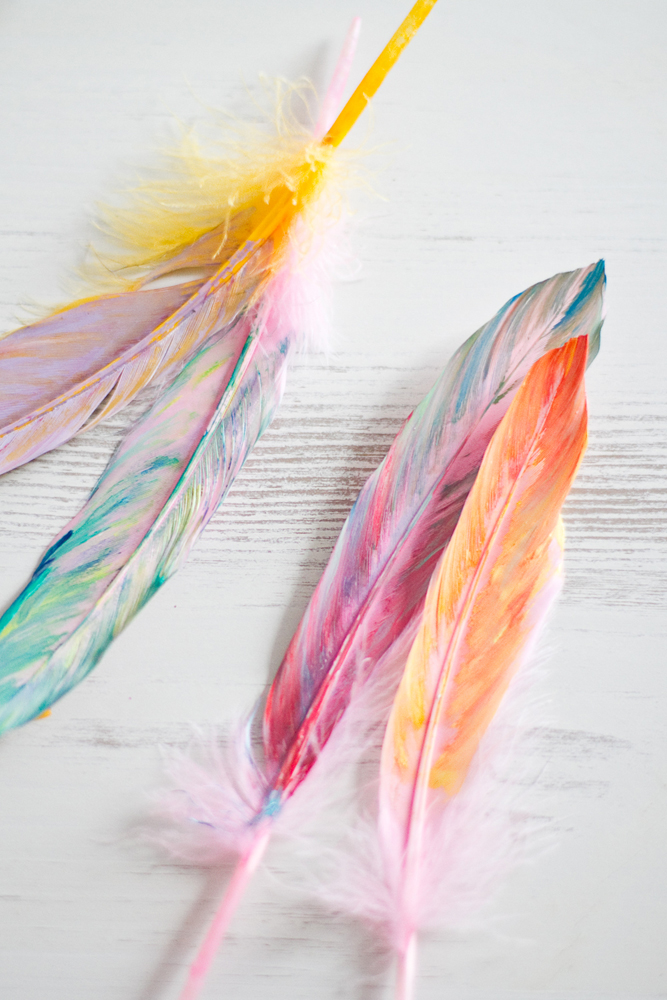 DIY-painted-feather-008a